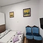 - Two Bedroom With Terrace Lejlighed