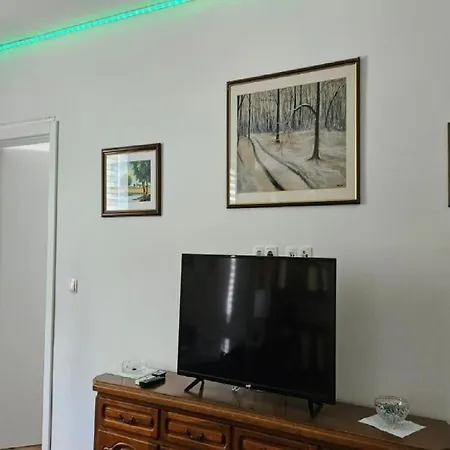 - Two Bedroom With Terrace * Gracac (Zadar)