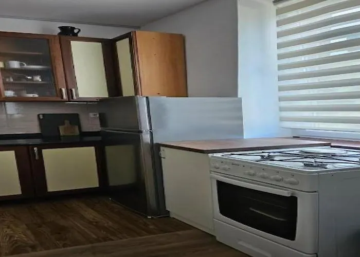 - Two Bedroom With Terrace Apartment *