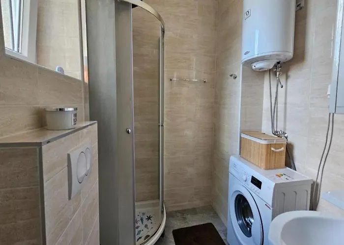 Apartment - Two Bedroom With Terrace *