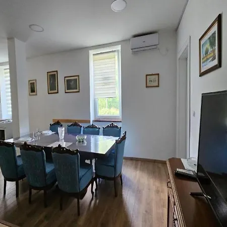 - Two Bedroom With Terrace Apartament *