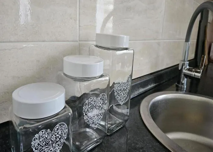 - Two Bedroom With Terrace Апартаменты